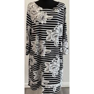 Lands’ End Black and White Striped Striped Floral Knit Dress Size 2X